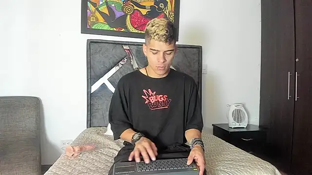 wyatt 3 online show from October 13, 12:11 pm