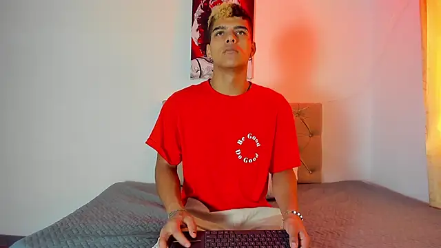 wyatt 3 online show from September 27, 12:58 pm