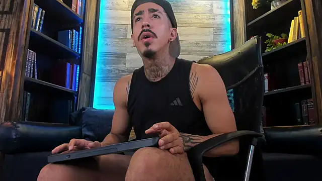 Donovan Desmond online show from September 10, 10:52 pm