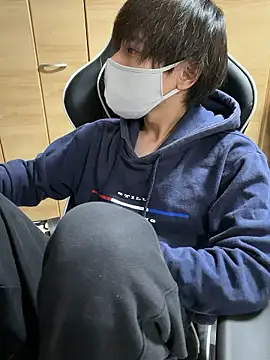 jiji9253 online show from March 21, 12:31 pm