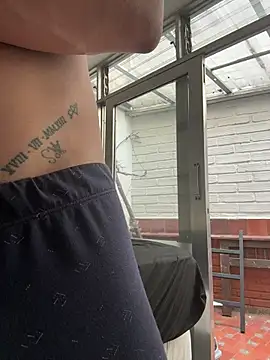 AlphaMasterXxx online show from May 16, 1:09 pm