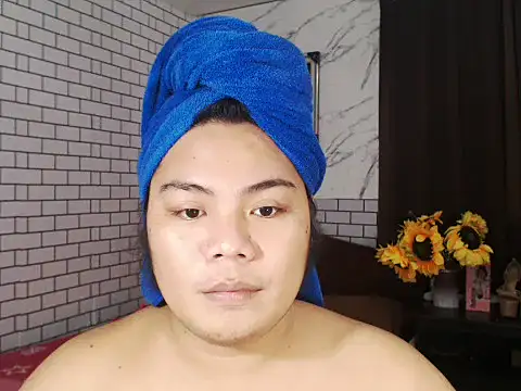 Snapshot of TSbrianaHugeCock chatting on October 18, 9:14 am TSbrianaHugeCock online show from October 18, 9:14 am