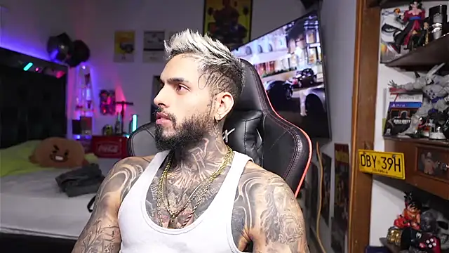 logan hugh8 online show from March 23, 5:13 am