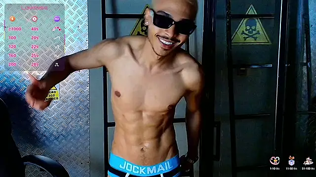 Snapshot of MarcusRain_ chatting on October 10, 4:17 am MarcusRain  online show from October 10, 4:17 am