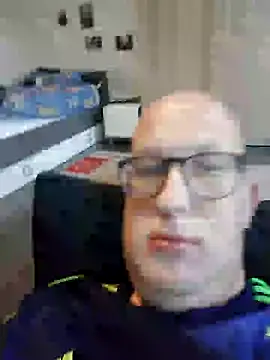 Snapshot of geilerd122 chatting on October 7, 4:44 pm geilerd122 online show from October 7, 4:44 pm