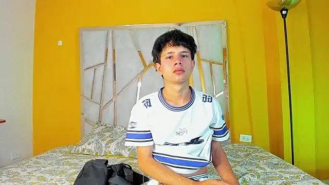 bjorn andresen  online show from October 31, 8:23 pm