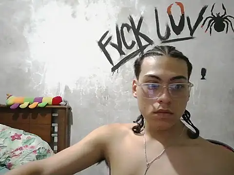 dirty model online show from March 8, 6:06 am