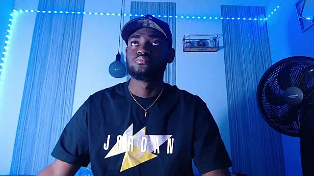 eebony stallion online show from February 6, 3:14 am