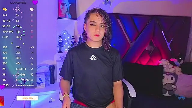 derek greyy  online show from November 18, 10:23 pm