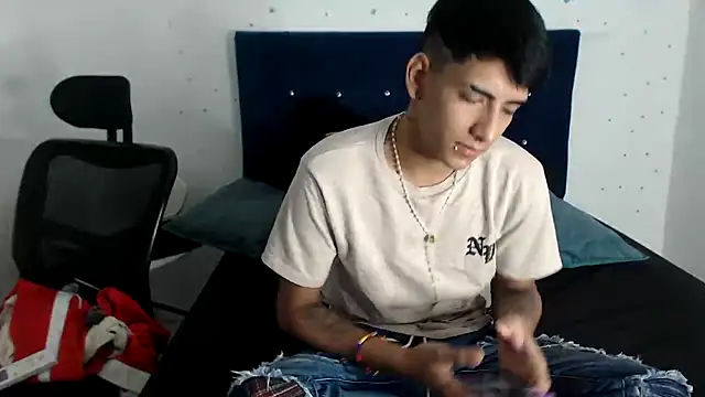 SkyAndSeth online show from October 9, 1:05 pm