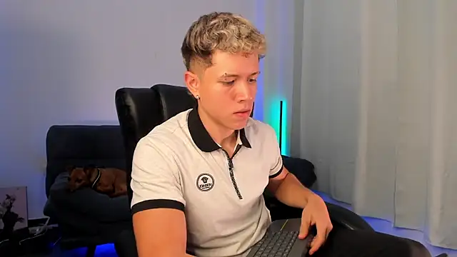 nathan blake online show from October 27, 8:44 pm