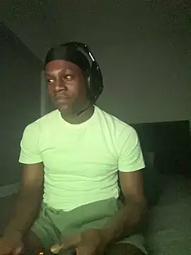 labishyoung25 online show from March 11, 6:20 am