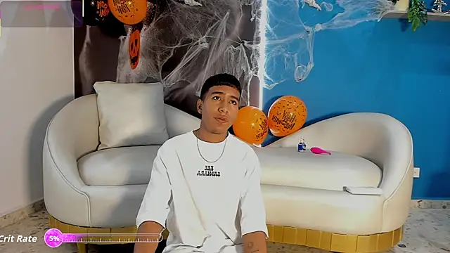 ender h0t online show from October 18, 2:11 pm