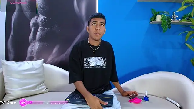 ender h0t online show from September 26, 2:26 pm