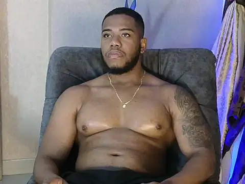 Snapshot of BenjaminCol_ chatting on October 21, 10:23 pm BenjaminCol  online show from October 21, 10:23 pm