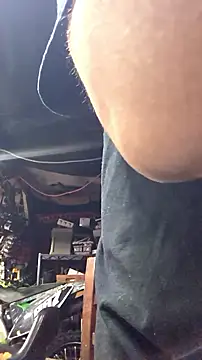 twistafatpipe online show from October 4, 5:23 am