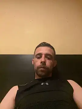 Tiago00987 online show from October 14, 8:05 pm