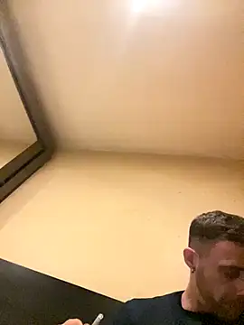 Tiago00987 online show from November 14, 8:21 pm