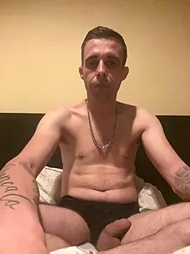 Tiago00987 online show from October 22, 11:14 am