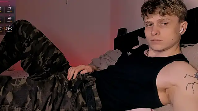 TalkingHead 0  online show from March 22, 5:40 pm