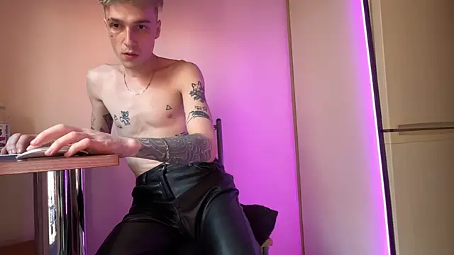 davesinner online show from April 6, 4:46 am