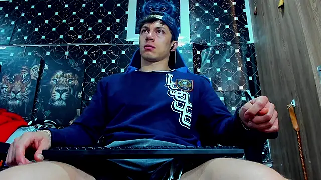 javiersexymann online show from January 13, 9:19 pm