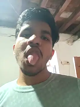 Snapshot of sexofbro chatting on October 6, 7:57 am sexofbro online show from October 6, 7:57 am