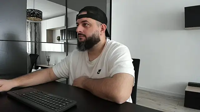 DravenPeak online show from October 26, 10:28 am