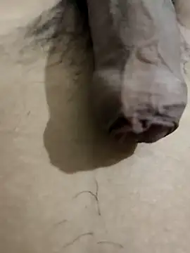 Snapshot of official_plsr5 chatting on September 20, 1:11 pm official plsr5 online show from September 20, 1:11 pm