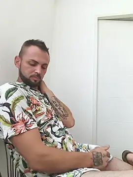 papichulo0099 online show from July 18, 5:25 am