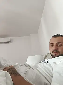 papichulo0099 online show from July 6, 8:44 am