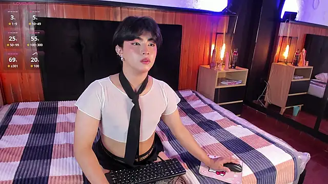 Creamy Angelo online show from October 1, 3:54 am