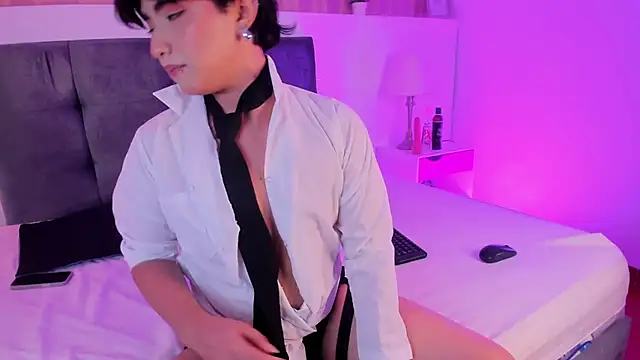 Creamy Angelo online show from September 26, 1:14 am