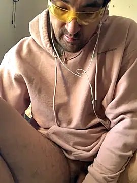 Snapshot of DanBfl chatting on October 28, 6:54 pm DanBfl online show from October 28, 6:54 pm