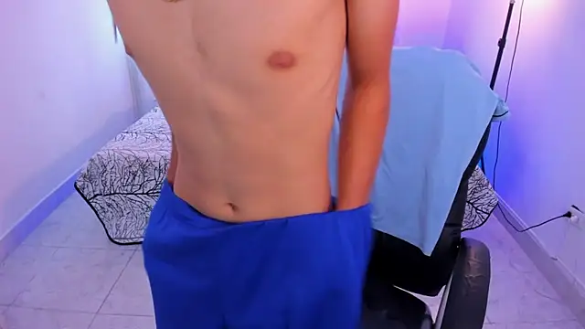 Aron Boyy online show from June 19, 8:57 pm