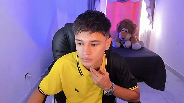 Aron Boyy online show from February 16, 5:44 pm