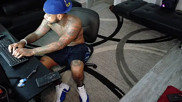 SLANGONDEMHOES online show from September 21, 9:26 pm