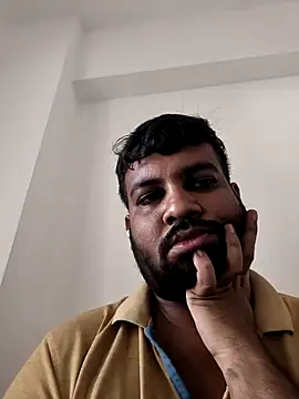 vinay smalldick online show from February 25, 10:05 am