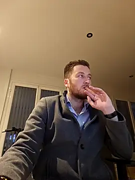 Snapshot of Keviios chatting on October 14, 5:58 am Keviios online show from October 14, 5:58 am