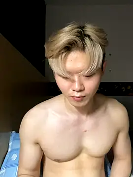 Snapshot of zachlee_69 chatting on October 26, 5:48 pm zachlee 69 online show from October 26, 5:48 pm