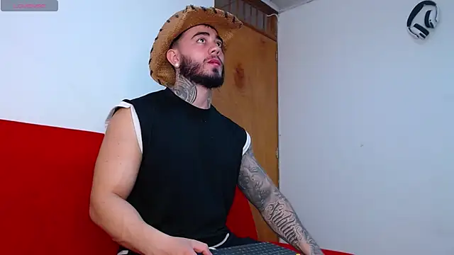 tommyblessd1 online show from September 19, 1:22 pm