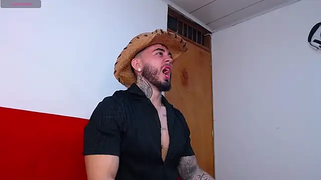 tommyblessd1 online show from September 10, 6:34 am