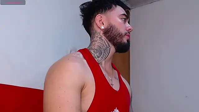 tommyblessd1 online show from October 1, 5:33 am