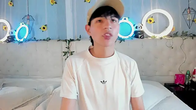 AleAurarashi online show from November 18, 4:38 am