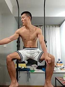 Snapshot of AAASuck chatting on October 12, 1:38 pm AAASuck online show from October 12, 1:38 pm