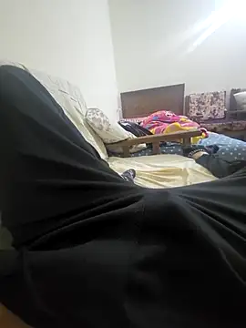 WelloffUpthrow online show from November 27, 1:31 am