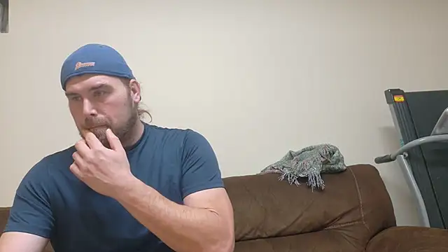 Snapshot of FreakThorOnlyyFans chatting on September 23, 7:13 pm FreakThorOnlyyFans online show from September 23, 7:13 pm