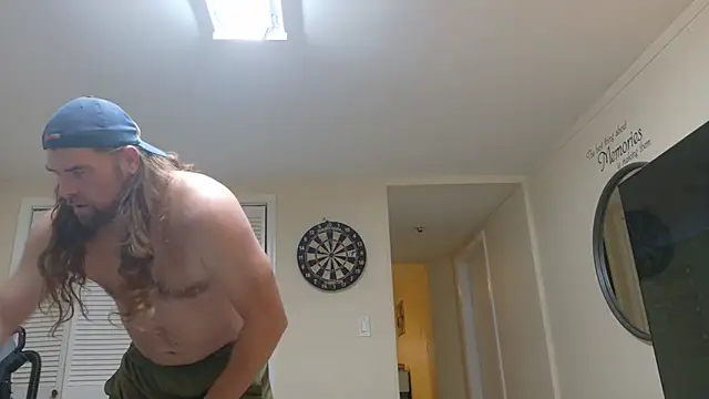 Snapshot of FreakThorOnlyyFans chatting on September 21, 5:46 pm FreakThorOnlyyFans online show from September 21, 5:46 pm