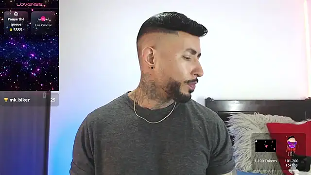 andrea de lucaa online show from March 30, 4:35 am