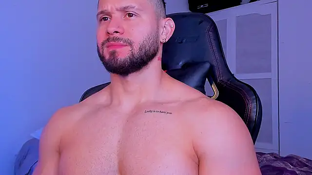 Snapshot of andrewcorey1 chatting on October 3, 5:56 am andrewcorey1 online show from October 3, 5:56 am